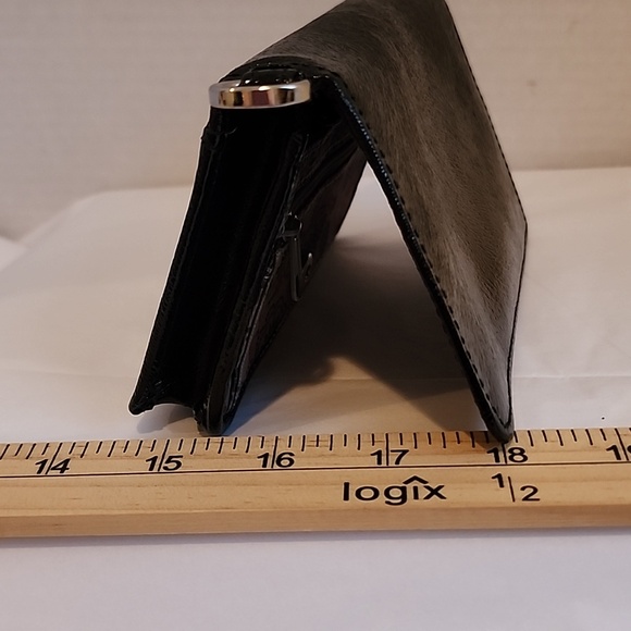 HOBO Red Logo Floral Lined Card Wallet - Picture 2 of 6